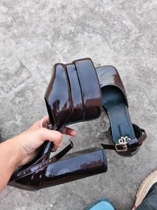 New Stylish Block Heel Sandals