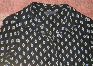 Chic Diamond Print Button-Up Shirt