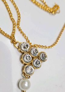 American Diamond And Pearl Maangtika