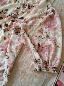 Chic Floral Print Top