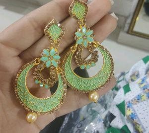 Earings For Women. Like New. Good Condition.