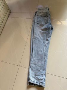 Mom fit Light Wash Denim Jeans