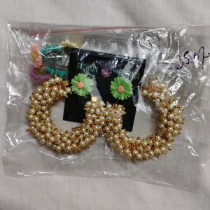 Beautiful Colour Changing Earning With 5 Pairs