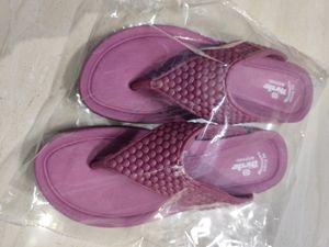 Brand New Women's Slipper