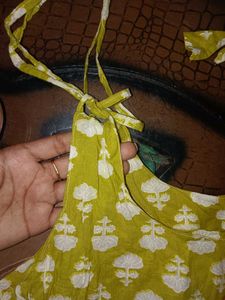 Chic Yellow Kurta with White Floral Print