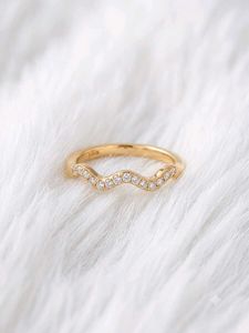 anti tarnish Sparkling Wave Ring