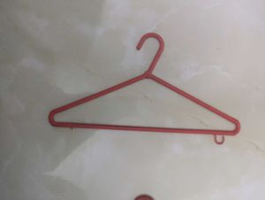 Assorted plastic hangers 10