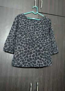 combo of three black tops..non negotiable