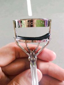 Faces Canada Eyelash Curler