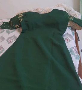 Emerald Green Embroidered Kurta Set