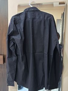 Men's Black Button-Up Shirt