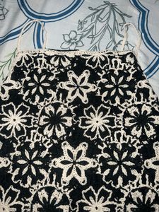 Stylish Black &amp; White Floral Dress