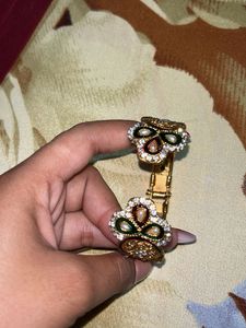 Exquisite Kundan Bangle