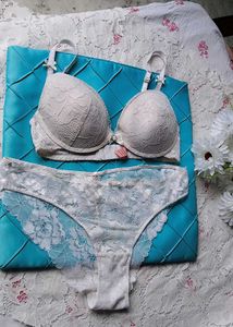 Elegant Lace Bra and Panty Set