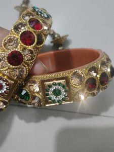 Jadau-style bangles
