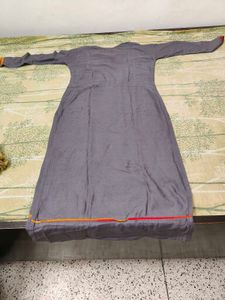 Elegant Grey Kurta Set with Vibrant Stripes