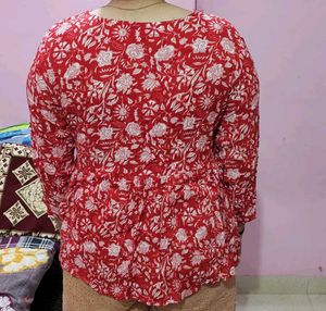 combo of 2 short kurti