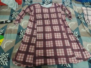 2 t shirts 1 pyjama