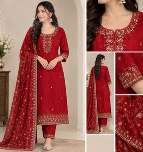 Elegant Red Embellished Kurta Set with Dupatta