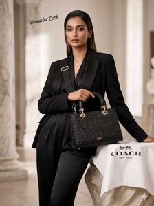 BRANDED COACH 12A QUALITY BEAUTIFUL &amp; CLASSY COAC