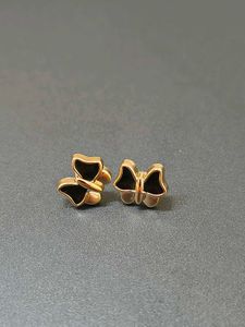 ✨ Elegant Stud Earring Set - 3 Pairs ✨ Free gift