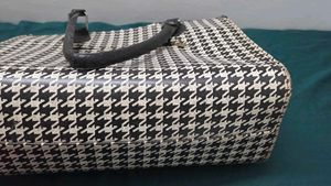 Chic Houndstooth Tote Bag