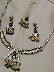 Vintage jewelry set