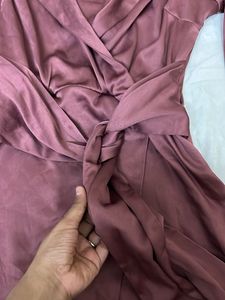 Elegant Wrap Dress - Perfect for Any Occasion