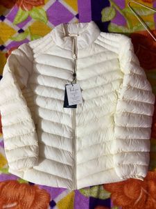 Stylish White Puffer Jacket