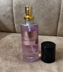 Victoria's Secret Velvet Petals Fragrance Mist