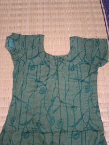 Green 💚Embroidered Kurta,💚