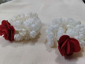 Elegant Floral Beautiful Bracelet - Perfect for We