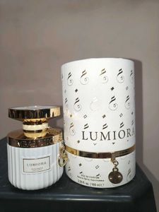Lumiora Eau de Parfum