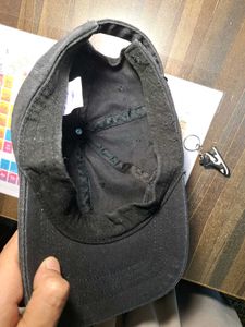 Nike Black Cap with Keychain