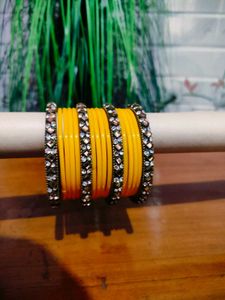 Yallow Bangle