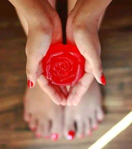 Beautiful Rosewith Goatmilk Petals Soap