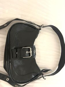 Chic Black Shoulder Bag savana