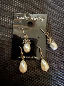 Fashion Pearl Drop Earrings