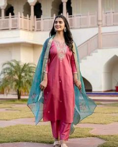 Elegant Pink Kurta Set with Teal Dupatta
