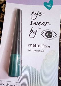 Plum Aaqua Eyeliner