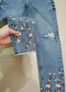 Madame Embroidery Jeans