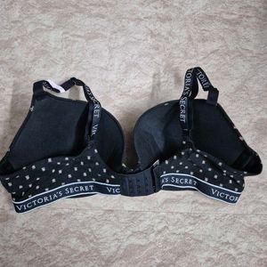 Victoria's secret strapped pushup bra ˙⋆✮