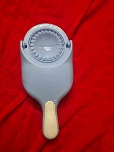 Blue Momos Maker Press Tool