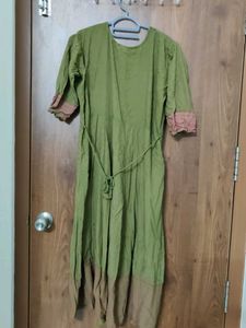 Green Embroidered Kurta with side pocket