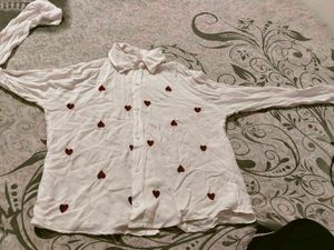 Cute White Heart Print Shirt