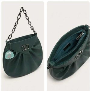 Stylish Green Shoulder Bag