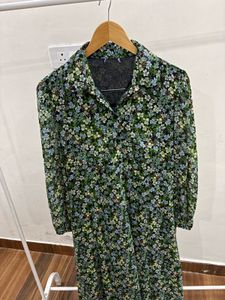 Long Sleeve Green Dainty Floral Print Midi Dress