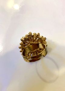 Exquisite Pearl and Crystal Ring Adjustable