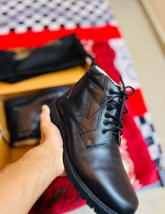 LOUIS STITCH BLACK BOOT MEN