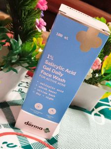 The Derma Co 1% Salicylic Acid Gel Face Wash with